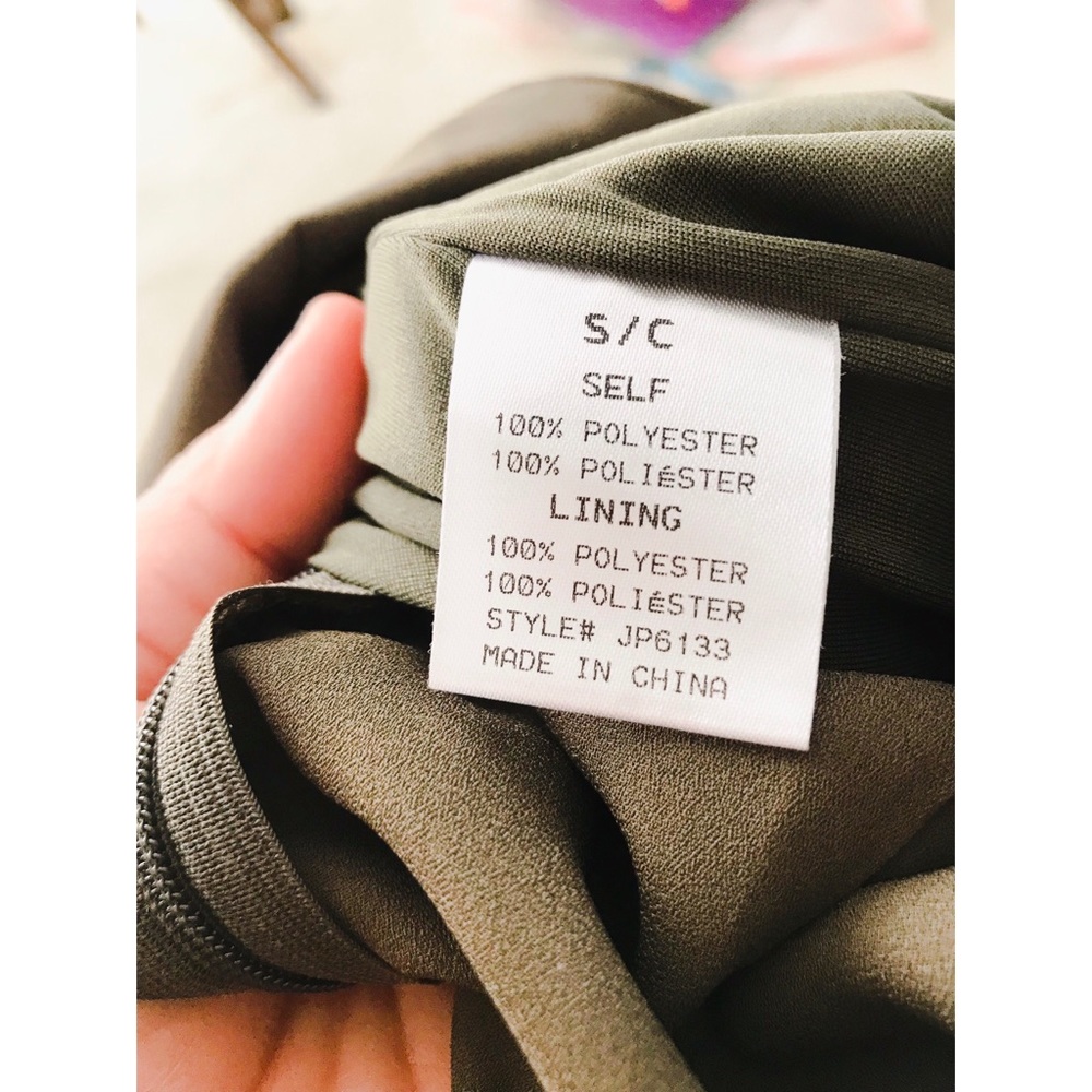 Final price- Hommage from LA vneck jumpsuit - Picture 4 of 8